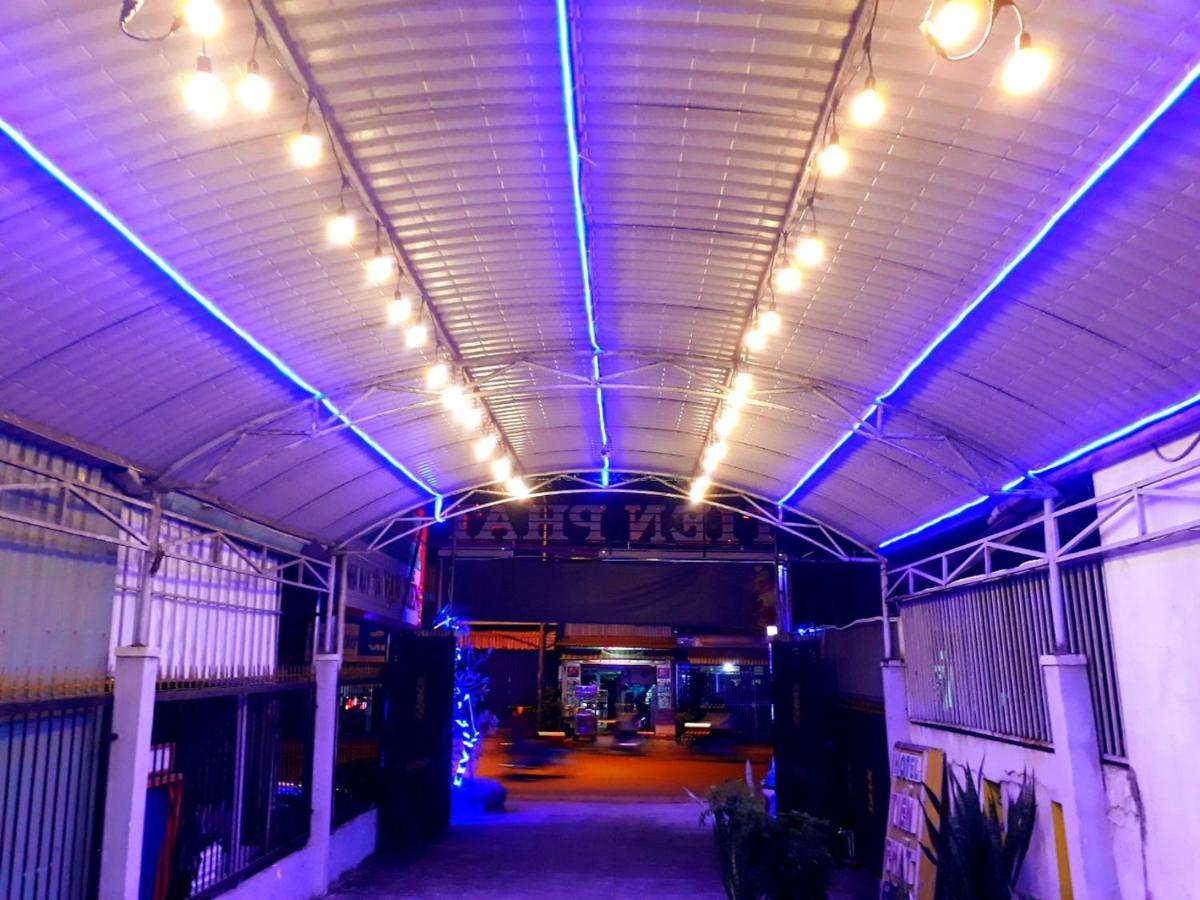 Khach San Tien Phat Cà Mau Exterior foto