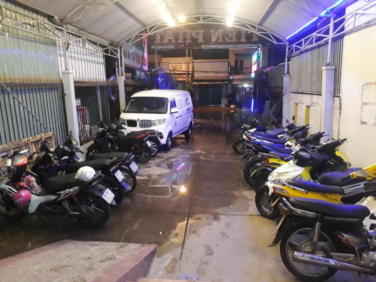 Khach San Tien Phat Cà Mau Exterior foto